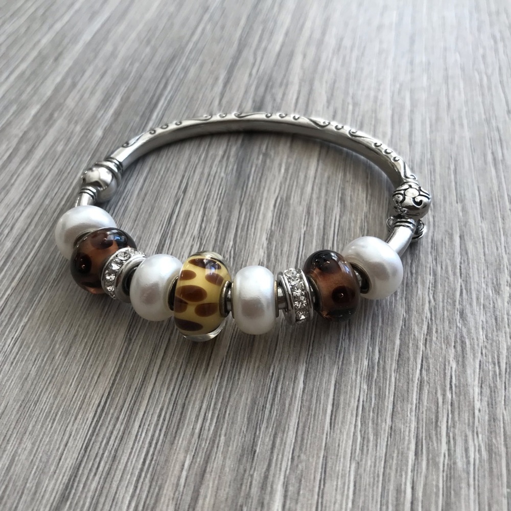 Bella Perlina Silver Bangle Bracelet with Charms. - Picture 5 of 6